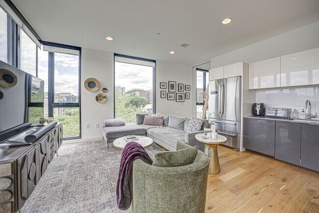 Building Photo - Penthouse Living Redefined at Chapman Stables