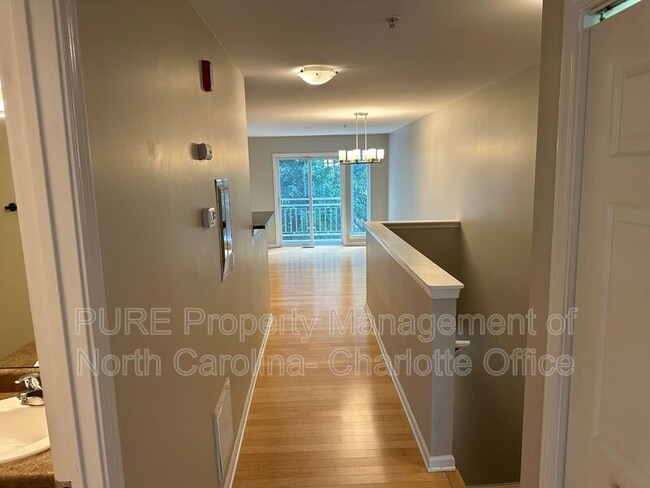 Building Photo - 3911 Picasso Court