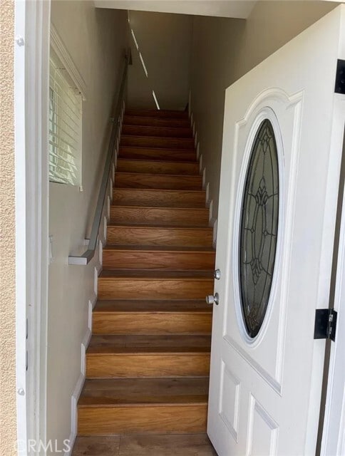 Building Photo - 10324 Eton Ave