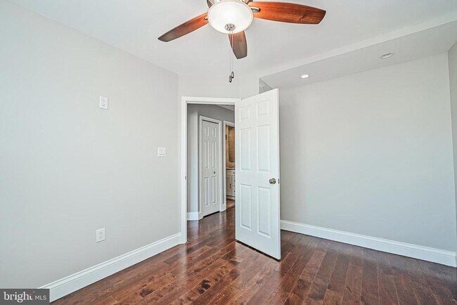 Building Photo - 44171 Paget Terrace