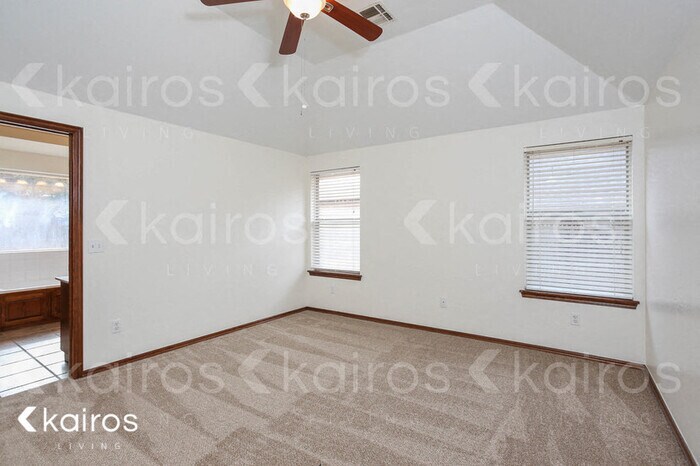 Building Photo - 1216 SW 129th St