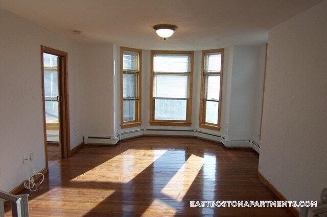 Building Photo - 172 Webster St