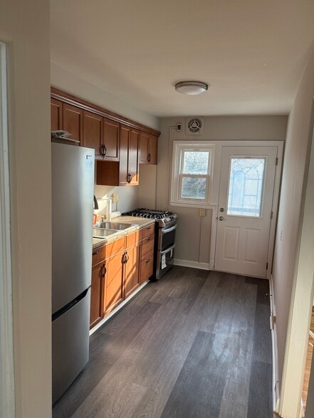 Building Photo - 4415 Old Frederick Rd