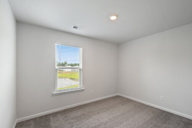 Building Photo - Charming 4 Bed Rental Home Located in Cypress Ridge!