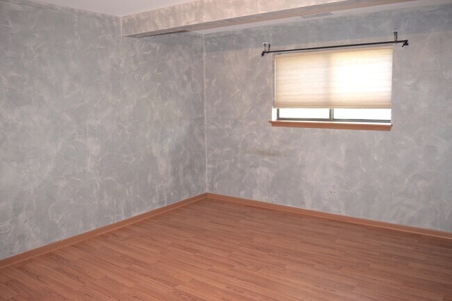 Building Photo - 2258 Abbeywood Dr