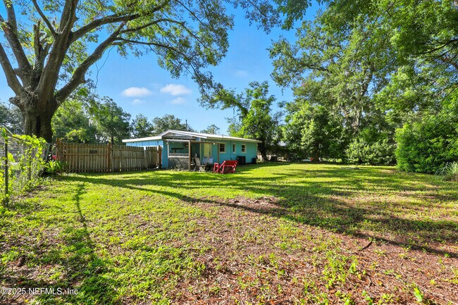 Building Photo - 355 Wildwood Ln
