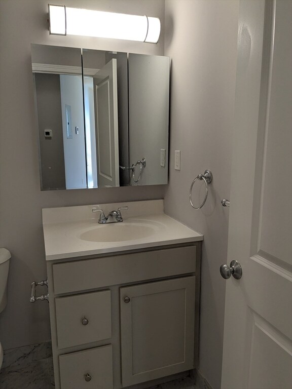 Building Photo - 8 Banton St