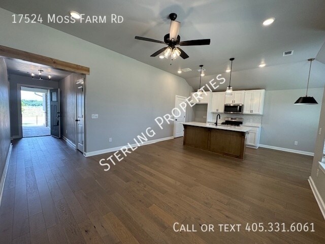 Building Photo - 17524 Moss Farm Rd