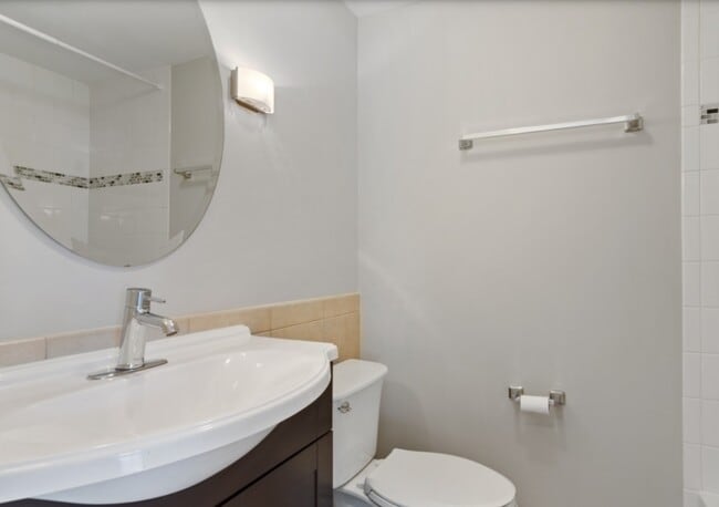 1st Floor Bath - 901 Waukegan Rd