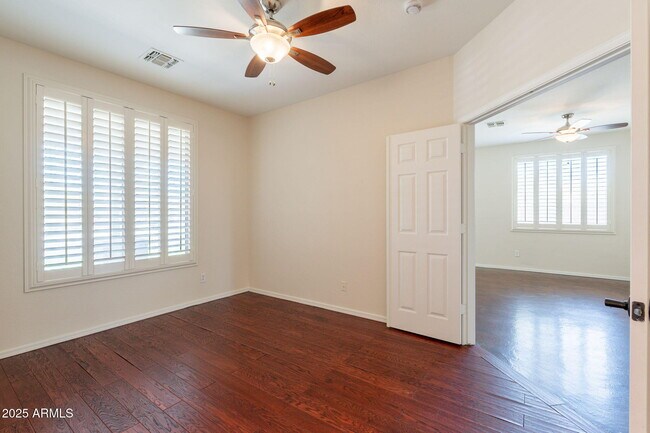 Building Photo - 888 S 165th Ln