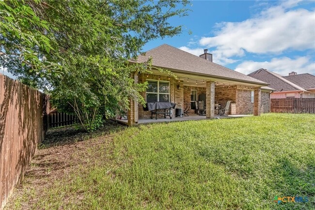 Building Photo - 1507 Hazelnut Dr