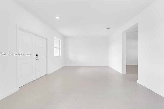 Building Photo - 27232 SW 159th Path