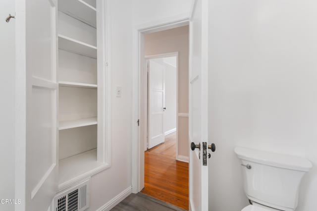 Building Photo - 1726 N Vista St