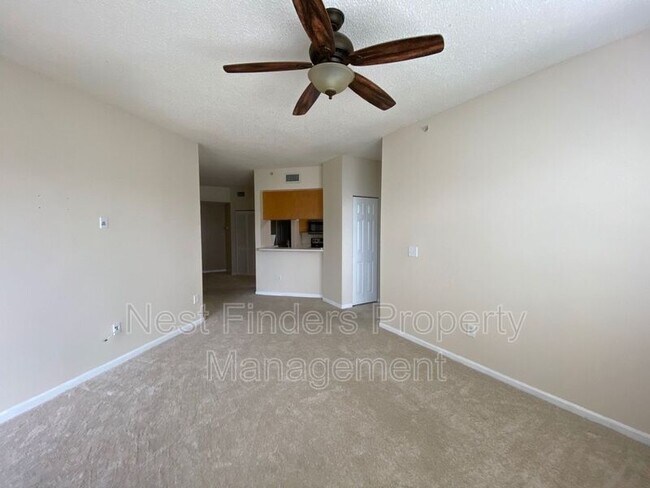 Building Photo - 1050 Bella Vista Blvd
