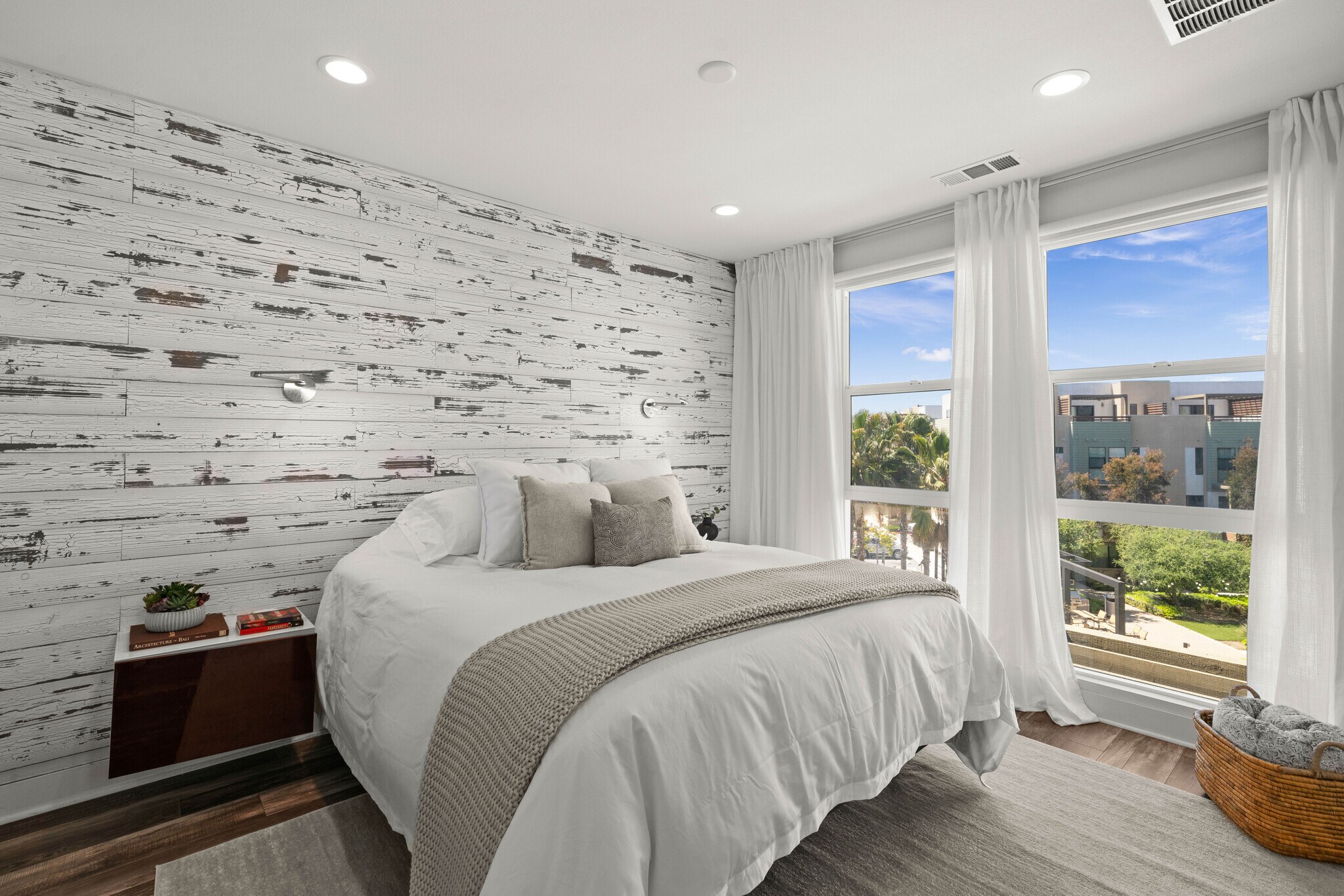 Primary Suite w/ Tree-top View - 1651 Topanga