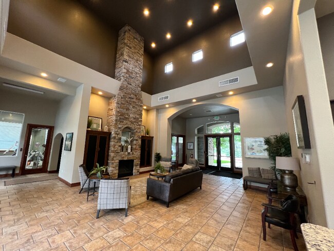 Building Photo - 7125 Ash Creek Heights