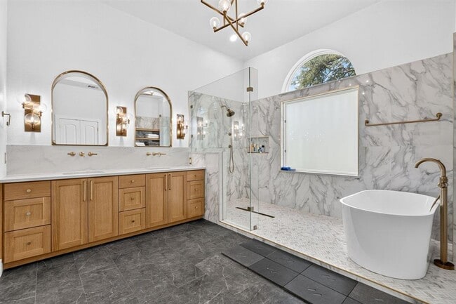 Building Photo - 402 Aria Dr
