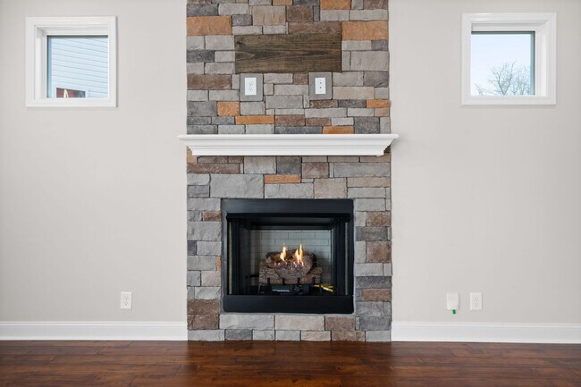Building Photo - 101 Lucerne Ln