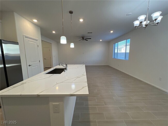 Building Photo - 7470 S Pioneer Way