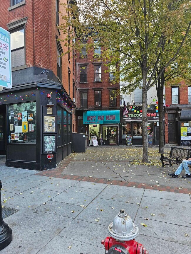 Building Photo - 193 Newark Ave