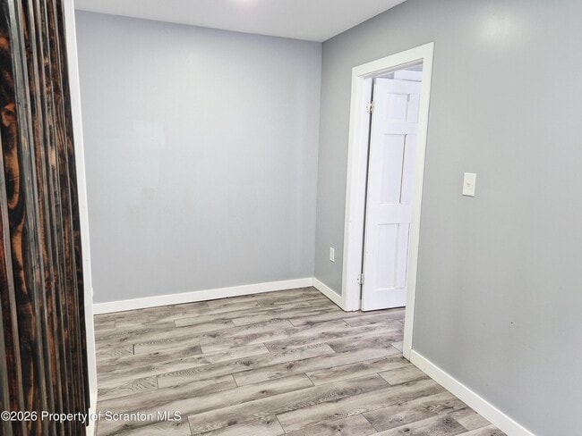 Building Photo - 124 Willow St