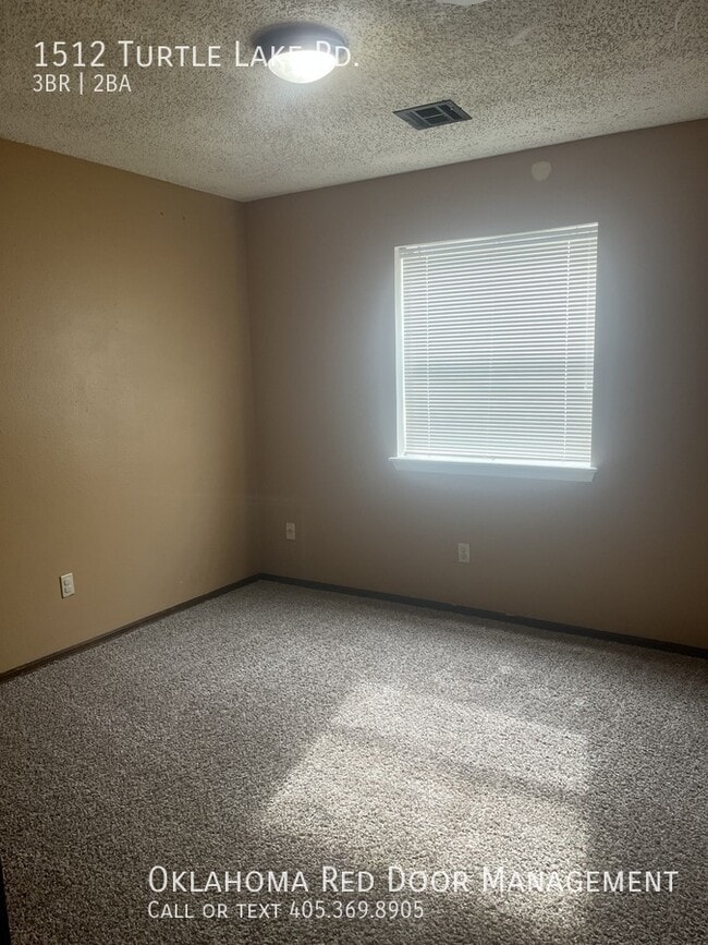 Building Photo - 1512 Turtle Lake Rd