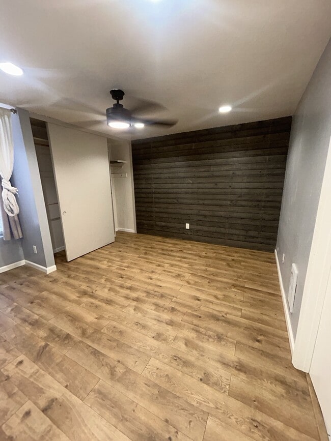 Building Photo - 4198 Mt Alifan Dr