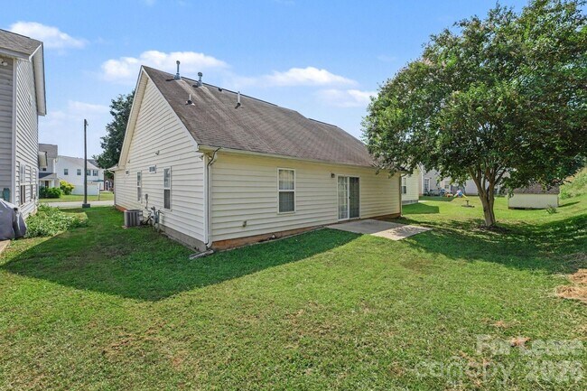 Building Photo - 2163 Wexford Way