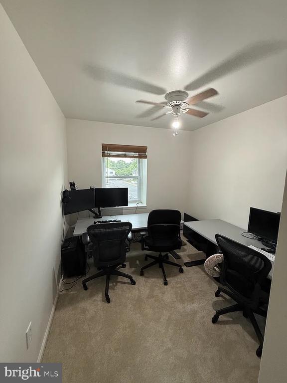 Building Photo - 7627 Glenolden Pl
