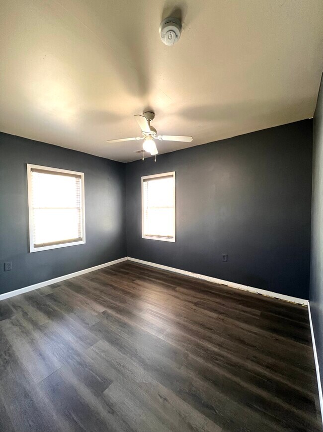Bedroom - 1867 Payson Rd