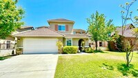 Building Photo - Wonderful Executive Style Two-Story Home in Beautiful Murrieta Oaks Community!