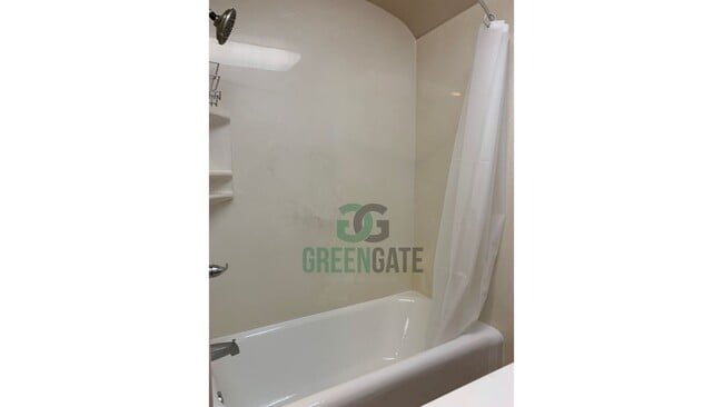 Building Photo - Charming 2 Bedroom Home Available Near Dow...