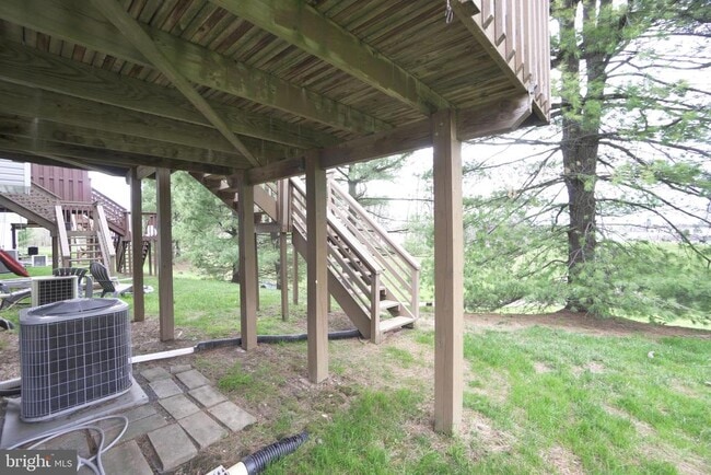 Building Photo - 2041 Greenes Way Cir