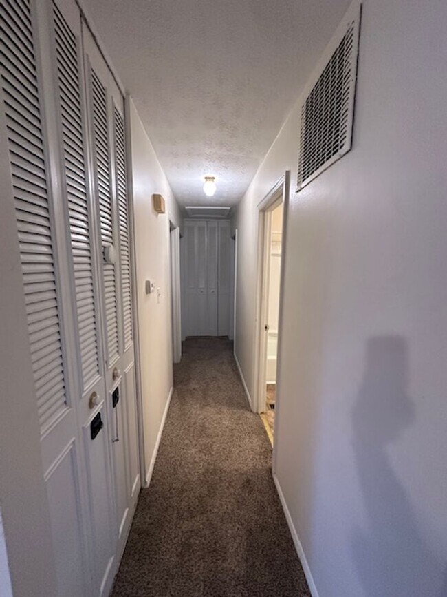 Building Photo - SCH1116