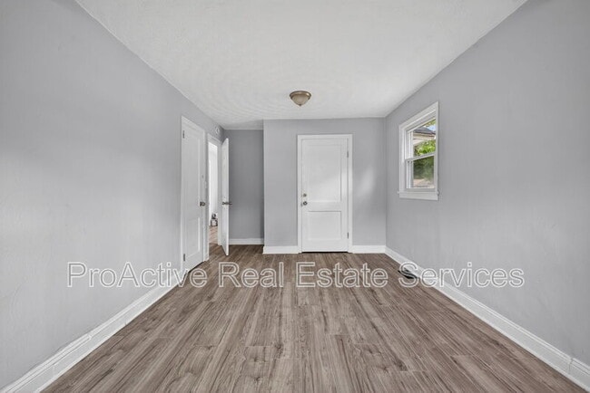 Building Photo - 900 Partridge Ave