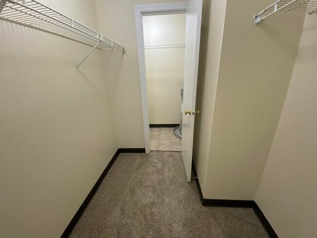 Building Photo - 143 Eastern Ave