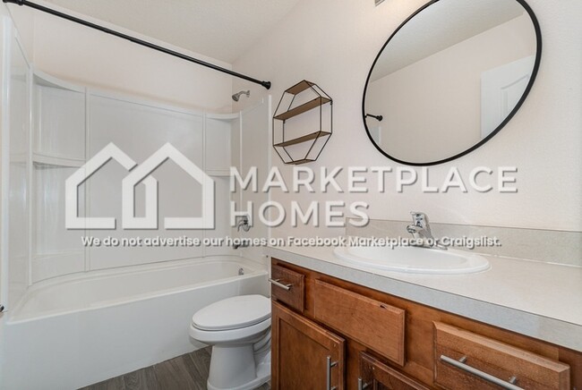 Building Photo - 373 Servia Dr