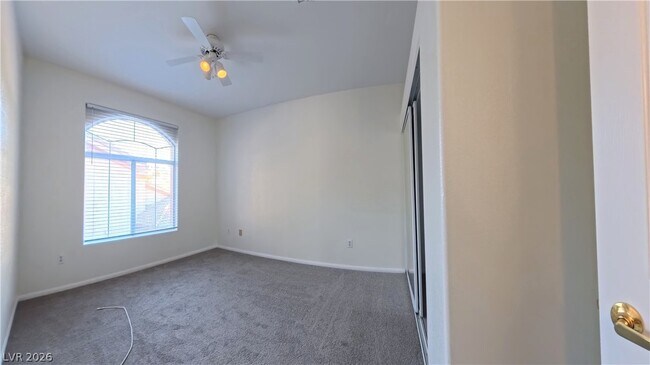 Building Photo - 2050 W Warm Springs Rd
