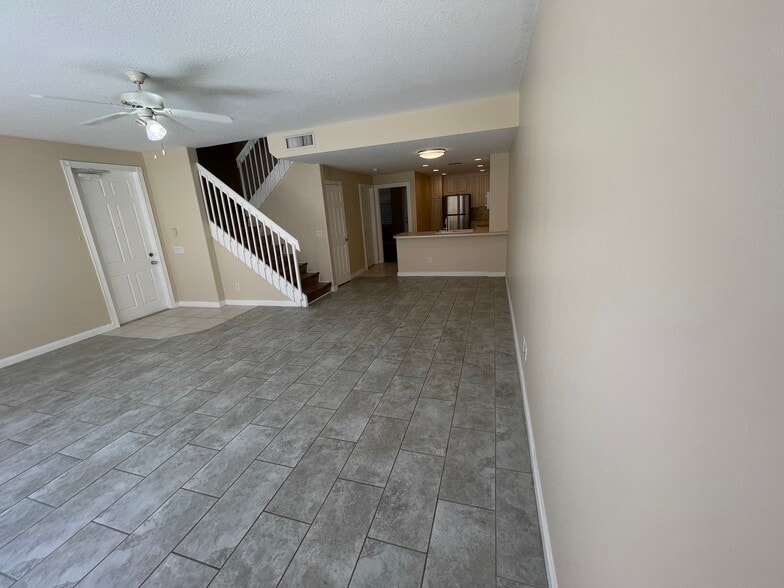 Building Photo - 7604 Andora Dr