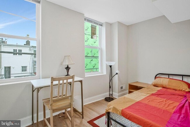 Building Photo - 1102 Carroll St