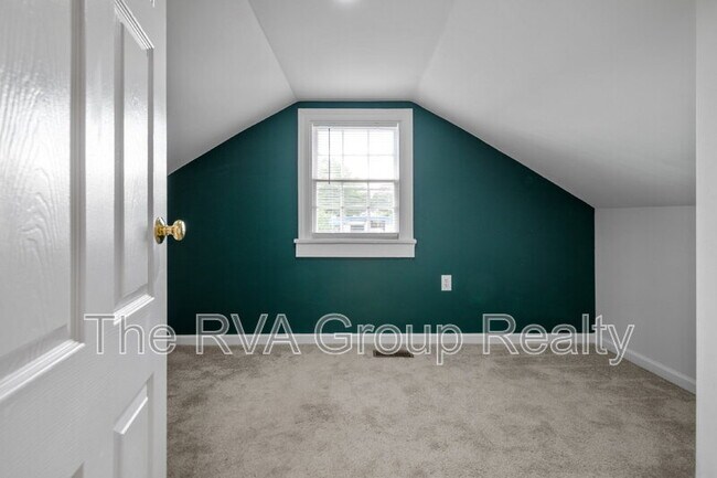 Building Photo - 2517 Haden Ave