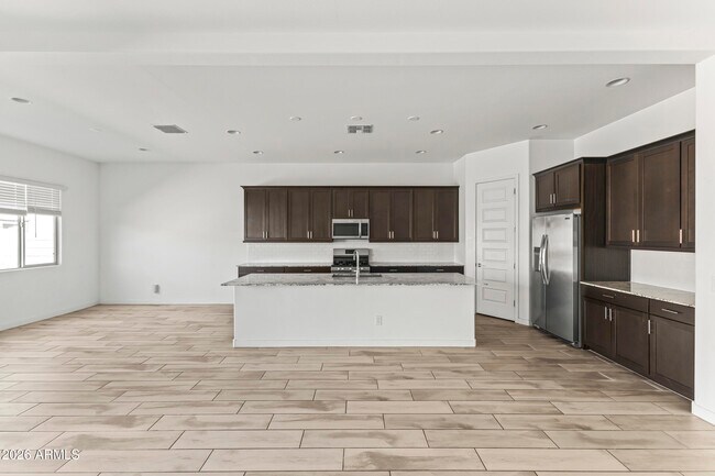 Building Photo - 9342 W Roma Ave