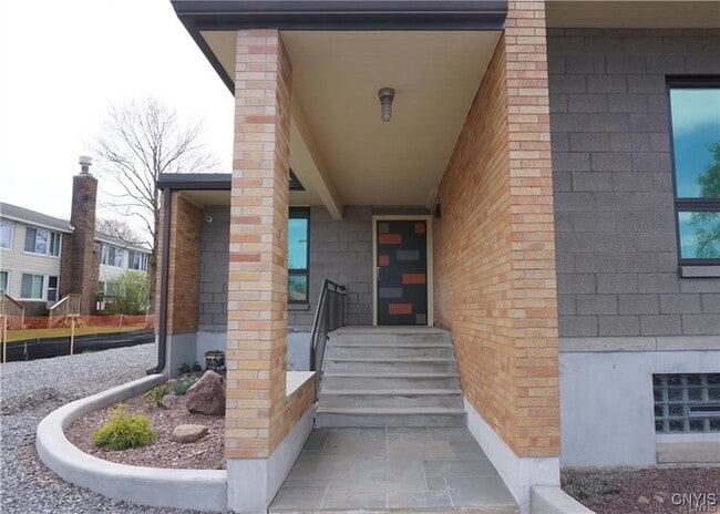 Building Photo - 124-40 Swansea Ave