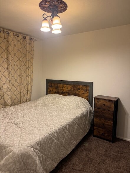 Building Photo - 7545 Southcrest Cir