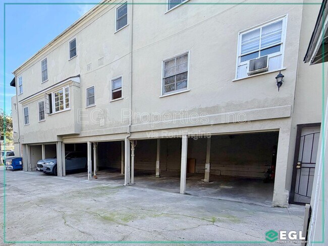 Building Photo - 5803 W Olympic Blvd