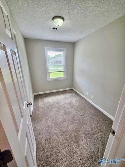 Building Photo - 17439 Morgan Dr