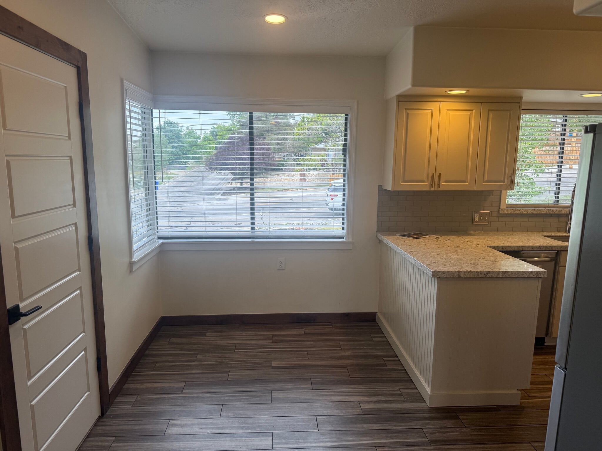Building Photo - 3040 E 4430 S