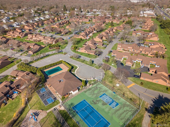 Building Photo - 85 Rhett Dr