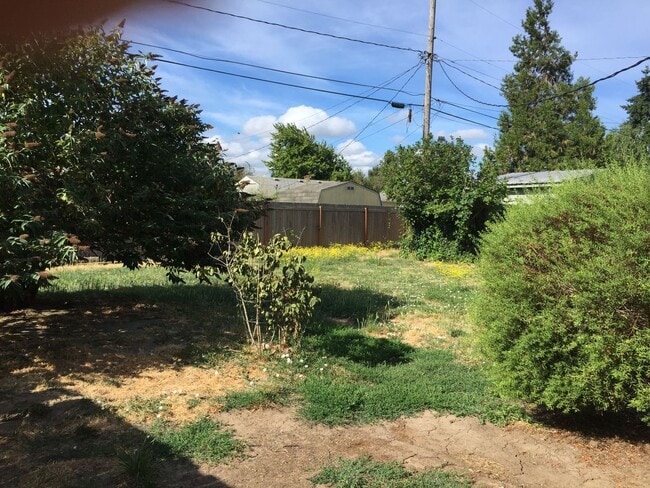 Building Photo - 66c