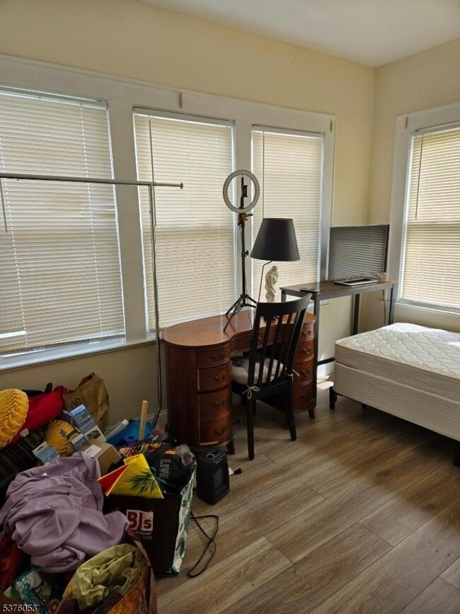 Building Photo - 70 Overlook Ave